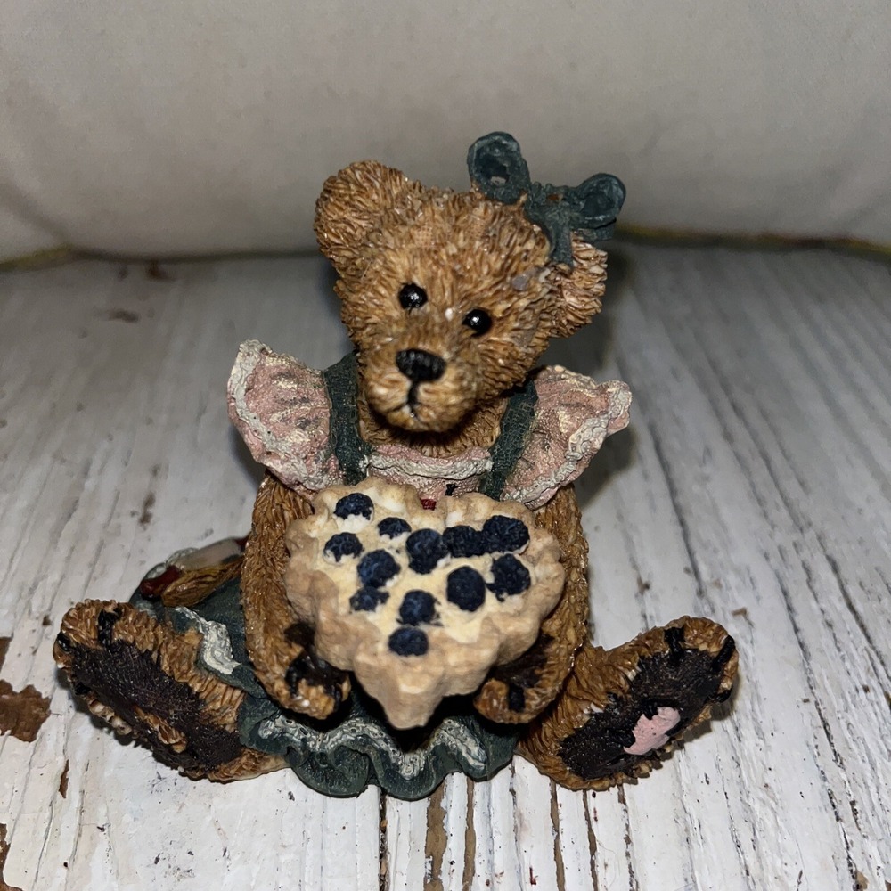 BOYDS BEARS & FRIENDS BAILEY THE BAKER WITH SWEETIE PIE - BEARSTONE Limited